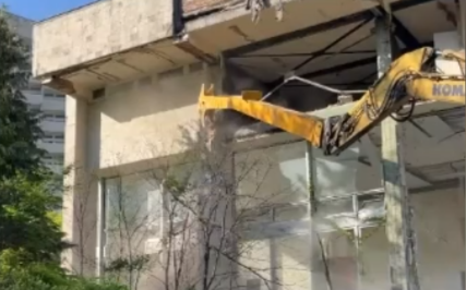 Удлинитель-разрушитель 7м на экскаваторе Komatsu PC300-8M0