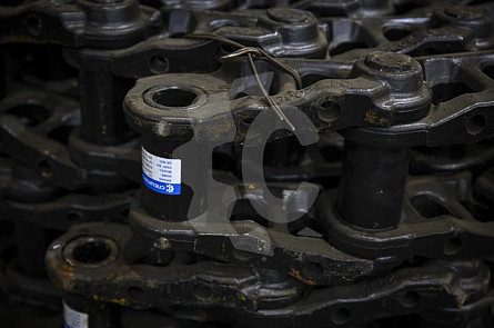 14570110 Цепь гусеничная (50 зв) для экскаватора Case CX290B (UL203K1P50, 14530199) CH