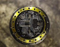 A9261222-A Бортовой редуктор хода в сборе с гидромотором для экскаватора Hitachi ZX200LC-3 MBG