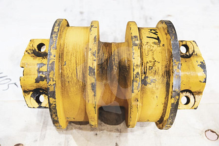 Каток опорный двубортный на бульдозер KOMATSU D65 / SHANTUI SD16 СК-13181 (KYT)