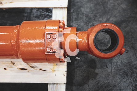 Гидроцилиндр ковша (без трубок) СК-0033871 JM Гидроцилиндр ковша (без трубок) СК-0033871 JM