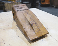 Коронка ковша стандартная СК-6263779 JJ