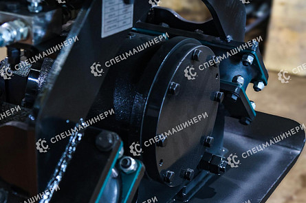 Вибротрамбовка для экскаватора-погрузчика SBVR5 СК-0041276 RAY