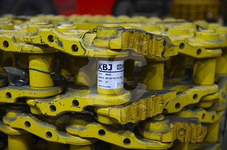 Цепь гусеничная 38L (жидкая смазка, полузвено) СК-0003326 KBJ