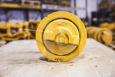 Каток опорный однобортный на бульдозер KOMATSU D65 / SHANTUI SD16 СК-13182 (GE)