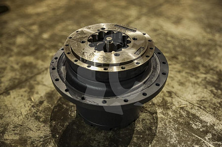 Редуктор хода без гидромотора СК-6241817 MBG