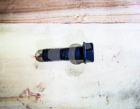 Болт СК-13100 QHD