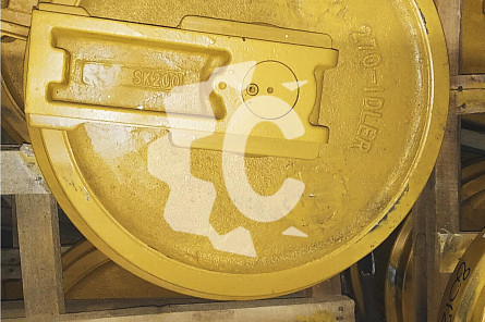 YN52D00009F1 Колесо направляющее для New Holland E215 / Kobelco SK210-6E (24100N5948F2, 72210182) QHD