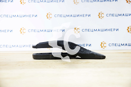 Зуб ковша центральный СК-6203030 BP