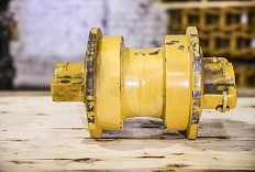 7T4102 Каток опорный однобортный на CAT D6G2-XL / CASE 2050M (6T4861, UF189C4T) HSTF