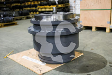 XKAH-01061 Бортовой редуктор хода без гидромотора для экскаватора Doosan DX340-7 OEM