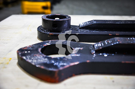 Рычаг трапеции (правый+левый) СК-0003089 СК (c)