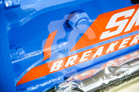 Гидромолот закрытого типа Smashbreaker SB140 для экскаваторов  Hyundai R300LC-9S / R260LC-9S  (СК-0035790)