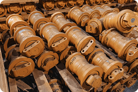 Крышка крепления катка опорного СК-6143349 UWITEK