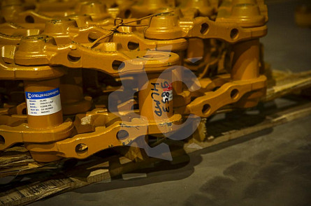 JRA0082 Цепь гусеничная (49 зв) для экскаватора JCB JS205 (331/21574, 332/P4258) HLMD