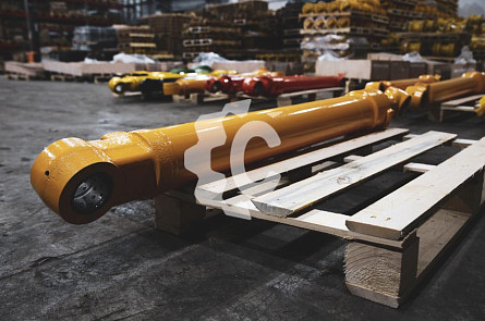 Гидроцилиндр ковша (без трубок) СК-0033872 JM