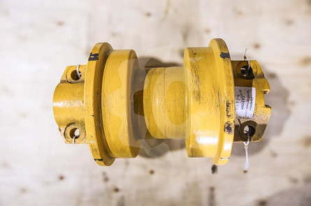 120-5746 Каток опорный однобортный на CAT D6R / New Holland D180 (288-0934, VA0106L0) GE