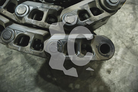 81N8-26600 Цепь гусеничная (48 зв) для экскаваторов Hyundai R300LC-9S / R330LC-9S (272-00062, 272-00062A) STS