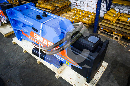Гидромолот закрытого типа Smashbreaker SB155 для экскаваторов Hitachi ZX330 / Doosan DX300LCA  (СК-0035791)