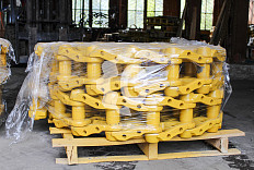 Цепь гусеничная 40L (жидкая смазка, полузвено) СК-0002063 KYT