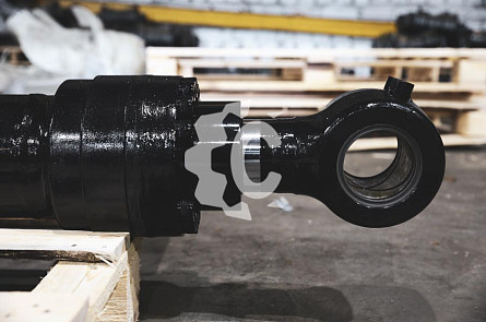 Гидроцилиндр ковша (без трубок) СК-0033863 JM Гидроцилиндр ковша (без трубок) СК-0033863 JM