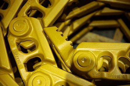 14U-32-00010 Цепь гусеничная (42 зв) с полузвеном смазываемая для бульдозеров Komatsu D65EX-16 / Shantui SD16L (G40650E0M00042, KM2094/42) STF
