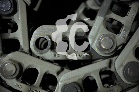 K1011519 Цепь гусеничная (51 зв) для экскаваторов Hitachi ZX250LCH-3 / ZX250LC-3 (ID860/51, VKM782/51HDV) BUK