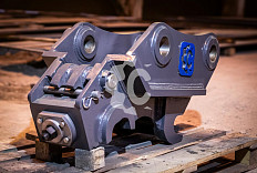 Квик-каплер механический Q.90 для JCB JS305LC/JS330