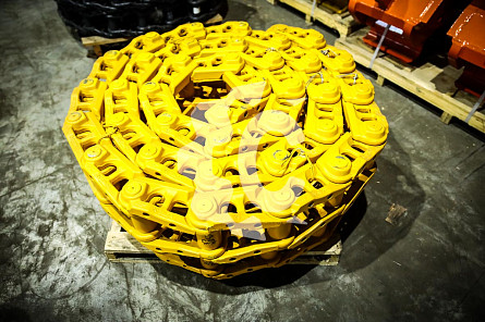 144-32-00012 - 8203MJ-37000 Цепь гусеничная (37 зв) для бульдозеров Komatsu D60, D65 / Shantui SD16 (144-32-00012, 144-32-00015) GE