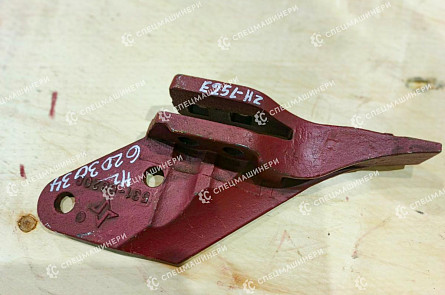 Зуб ковша левый СК-6203034 HZ