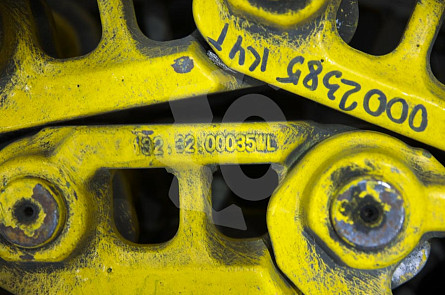 Цепь гусеничная 43L (жидкая смазка, полузвено) СК-0002385 KYT