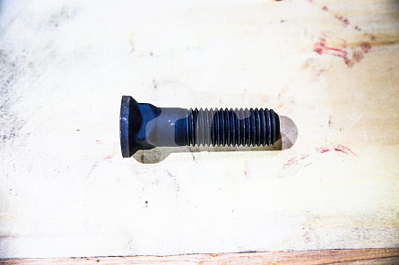 Болт крепления ножа СК-6254131 OEM