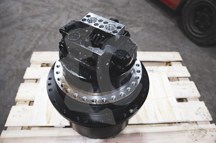 ТМ40 - TM40 Бортовой редуктор хода в сборе с гидромотором для экскаваторов Hyundai R260LC-9S / R220LC-9S (31N6-40050, 401-00454C) MBG