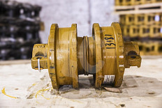 Каток опорный двубортный на бульдозер KOMATSU D65 / SHANTUI SD16 СК-13181 (KBJ)