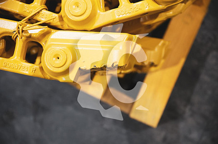 Цепь гусеничная 42L (жидкая смазка, полузвено) СК-0038122 STF