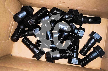 20Y-27-11561 - Болт звездочки СК-5851176 QHD