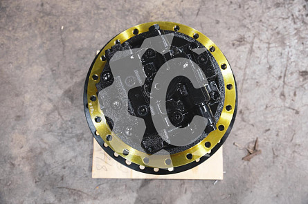 401-00439C Бортовой редуктор хода с гидромотором для экскаватора Doosan DX300 OEM