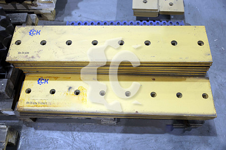 Нож отвала центральный СК-6200248 SUN