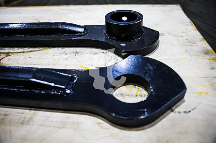 Рычаг трапеции (правый+левый) СК-0038706 СК (c)