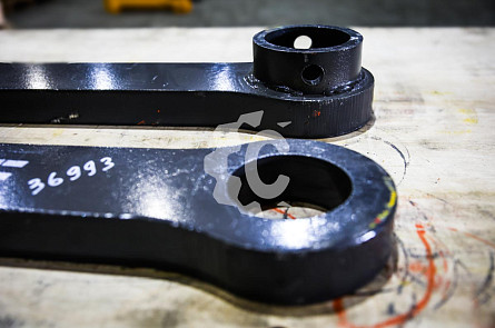 Рычаг трапеции (правый+левый) СК-0036993 СК (c)