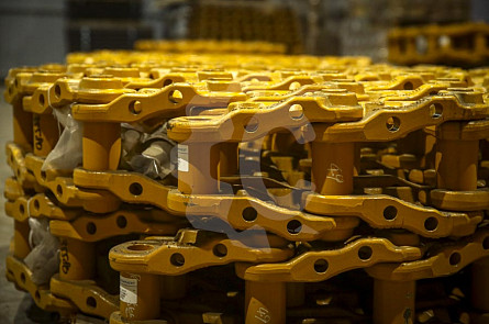 14530361 Цепь гусеничная (49 зв) для экскаваторов Volvo EC210BLC / EC220DL (VOE14530361, VOE14530200) СК