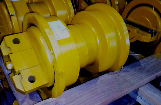 Катки на бульдозеры Shantui SD16 и Komatsu D65-12!