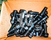 Болт с гайкой башмака M16*1,5*54 СК-0002742 QHD