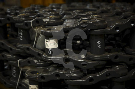 160430A1 Цепь гусеничная (49 зв) для экскаваторов Case CX210B / CX210 (168274A1, CR5350/49) SOD 