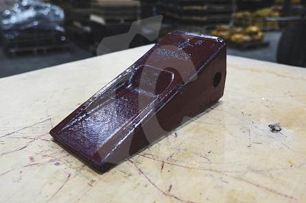 Коронка ковша стандартная СК-0002208 HZ