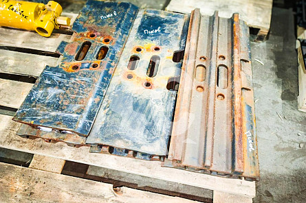 14506689 - Башмак 3G 600 мм (демонтирован с новой техники) СК-0002500 KOMATSU