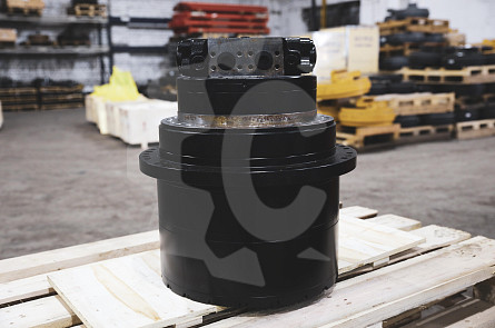 ТМ40 - TM40 Бортовой редуктор хода в сборе с гидромотором для экскаваторов Hyundai R260LC-9S / R220LC-9S (31N6-40050, 401-00454C) MBG