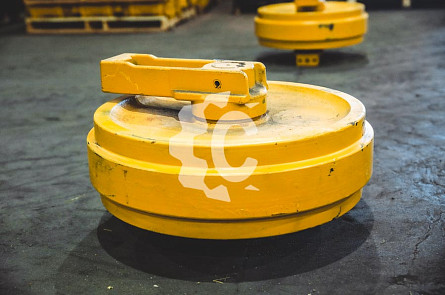 PY460400Y00 Колесо направляющее для New Holland E215BJ / Kobelco SK210-6ES (72210182, 24100N5948F4) DTAMC