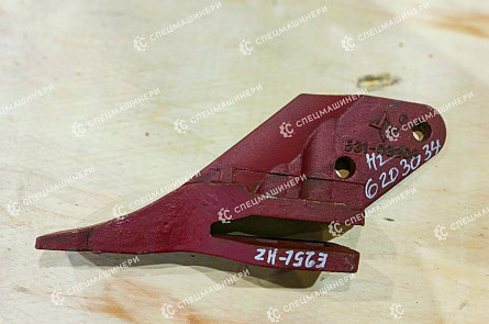 Зуб ковша левый СК-6203034 HZ