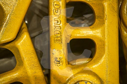 14530361 Цепь гусеничная (49 зв) для экскаваторов Volvo EC210BLC / EC220DL (VOE14530361, VOE14530200) СК